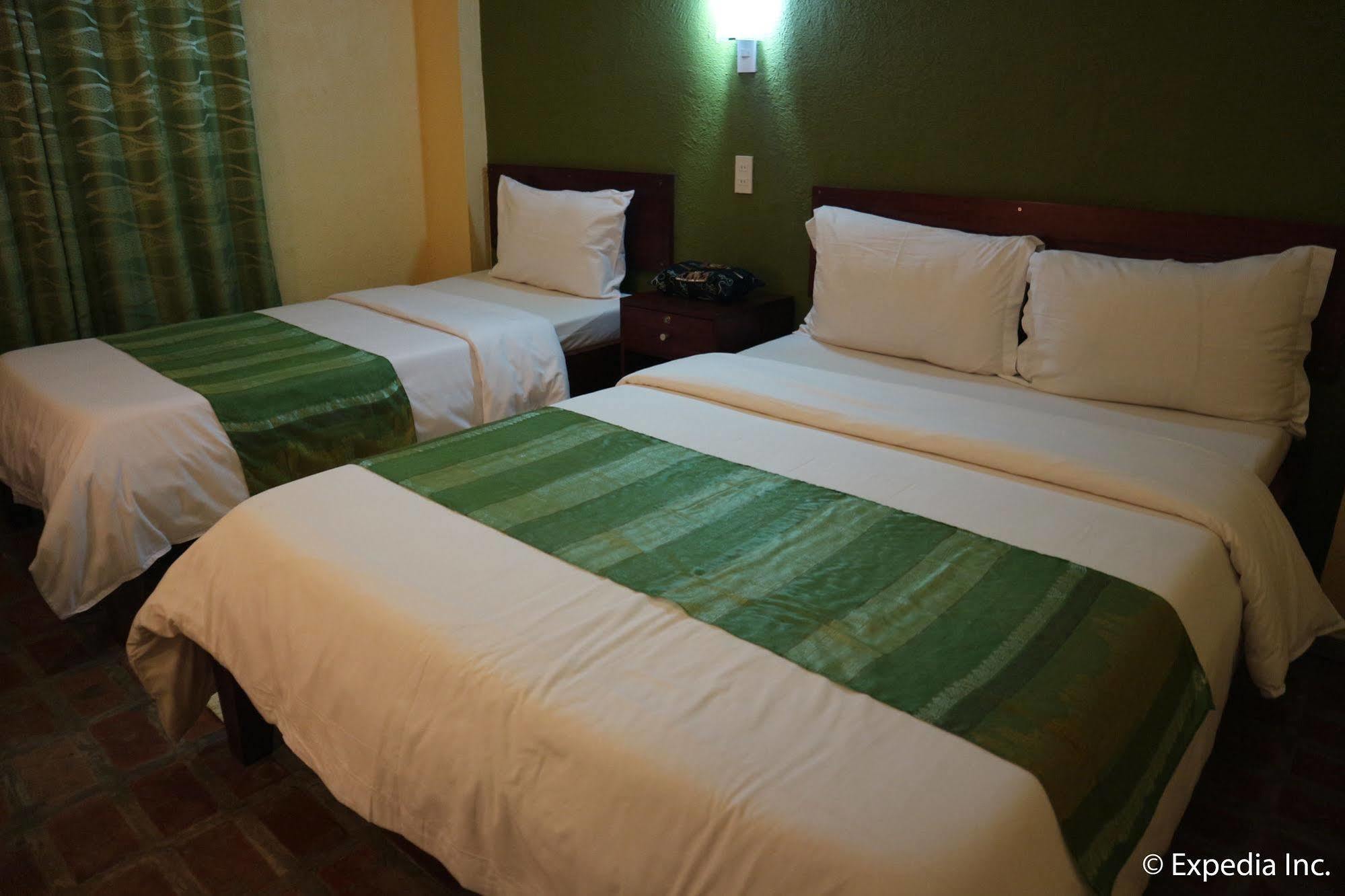 Sun Villa Beachfront Resort&Spa Balabag  Exterior foto